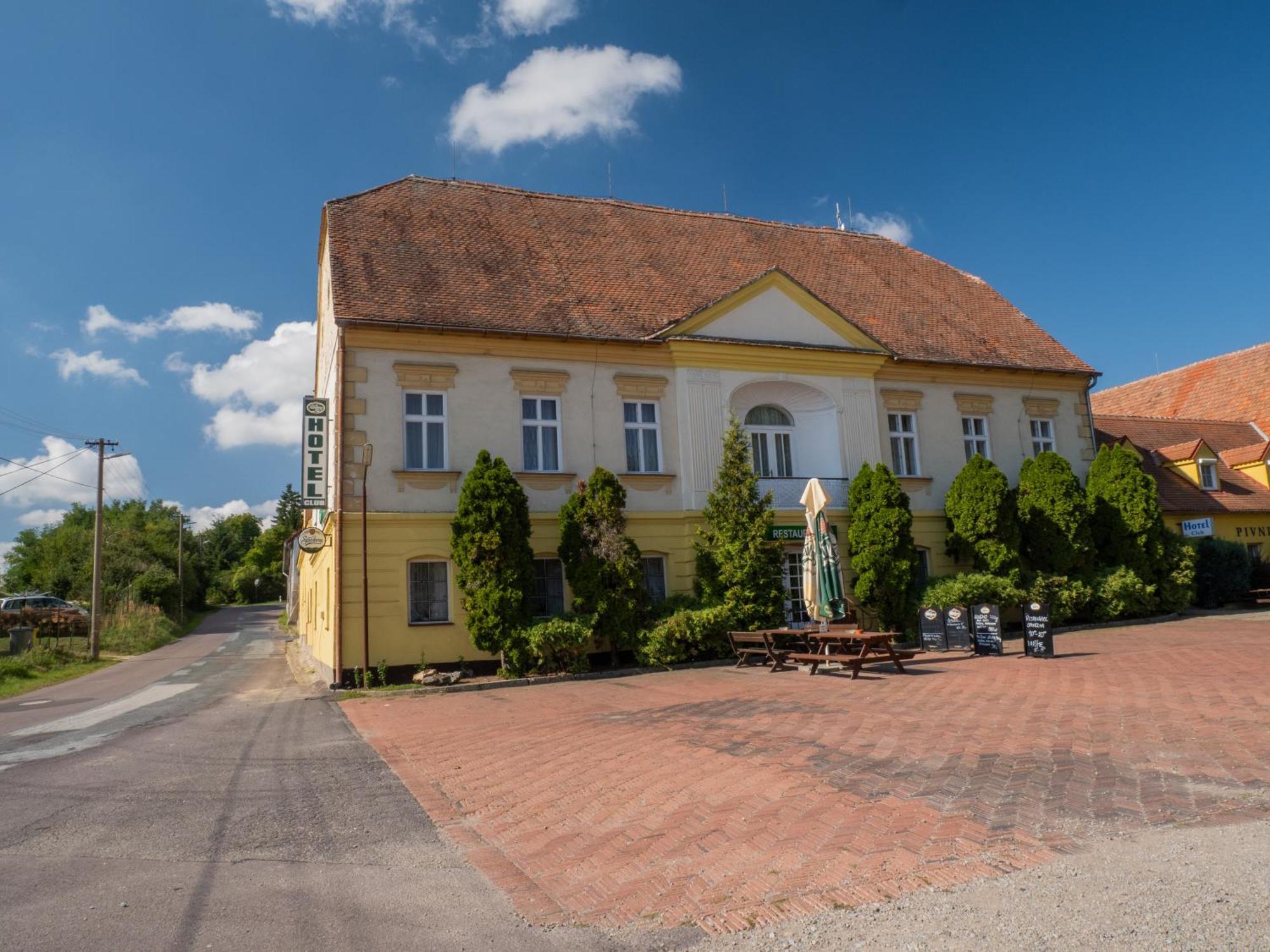 Hotel Club Vranovská Ves Eksteriør billede