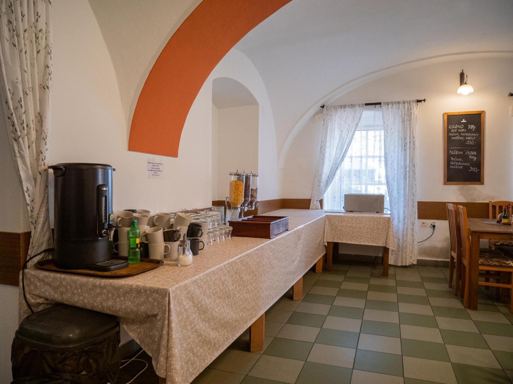 Hotel Club Vranovská Ves Eksteriør billede